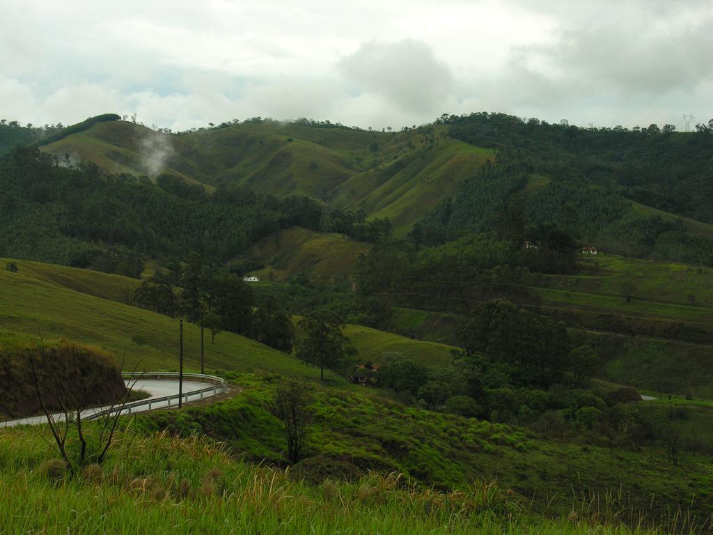 Eco Pousada Figueira Grande Piracaia Exterior photo